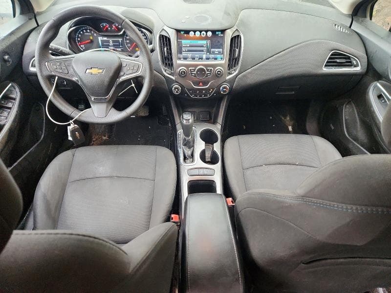 2017 CHEVROLET CRUZE LT 8