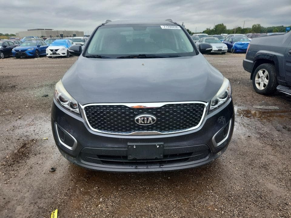 2017 KIA SORENTO LX 5