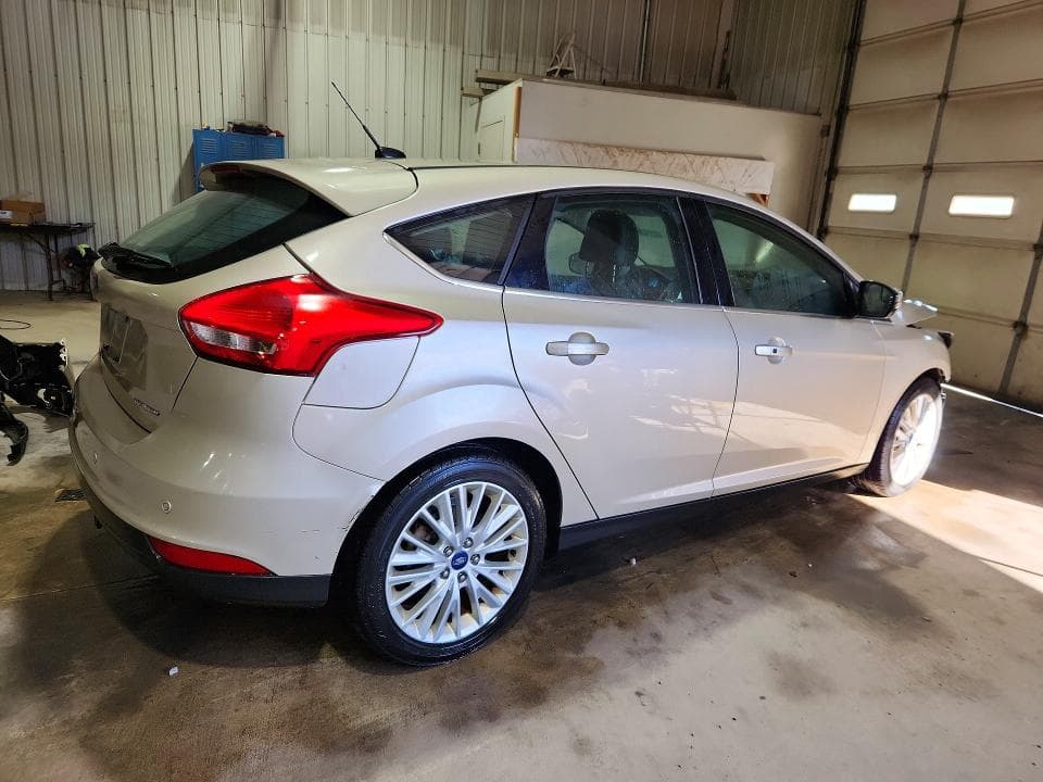 2017 FORD FOCUS TITANIUM 3