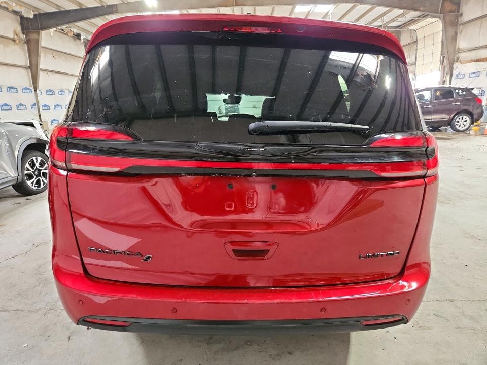 2025 CHRYSLER PACIFICA LIMITED 6