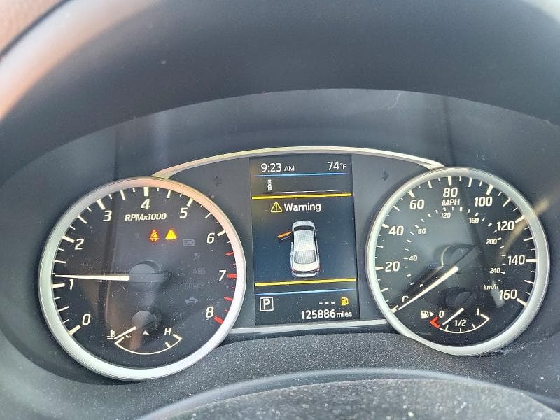 2019 NISSAN SENTRA S 9