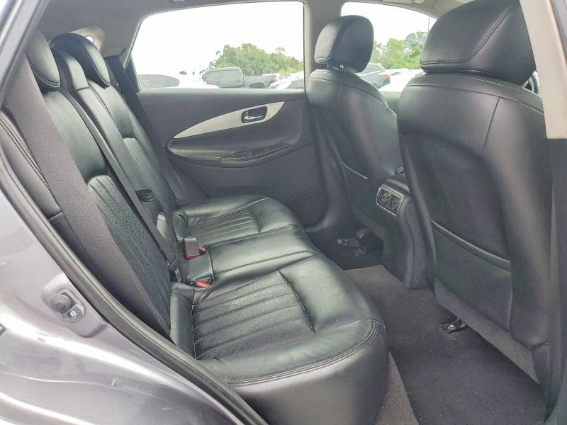 2017 INFINITI QX50 BASE 11