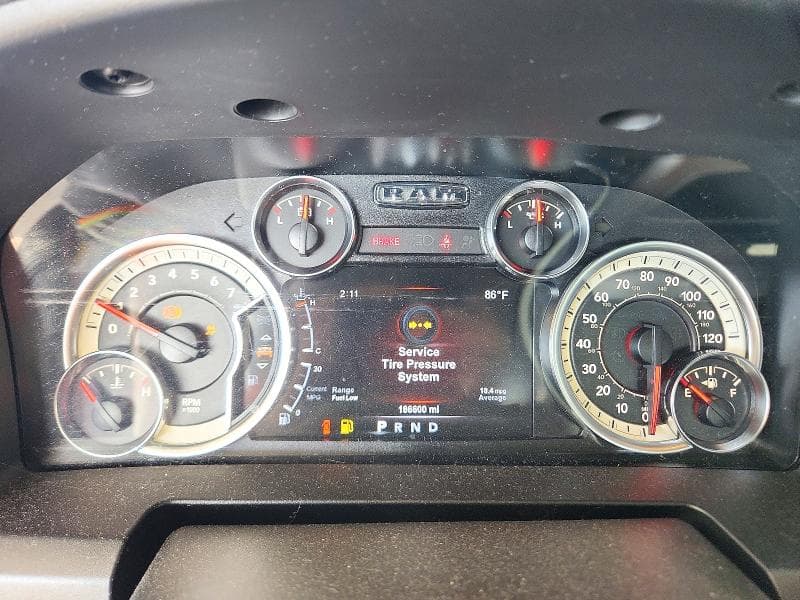 2017 RAM 1500 SLT 9