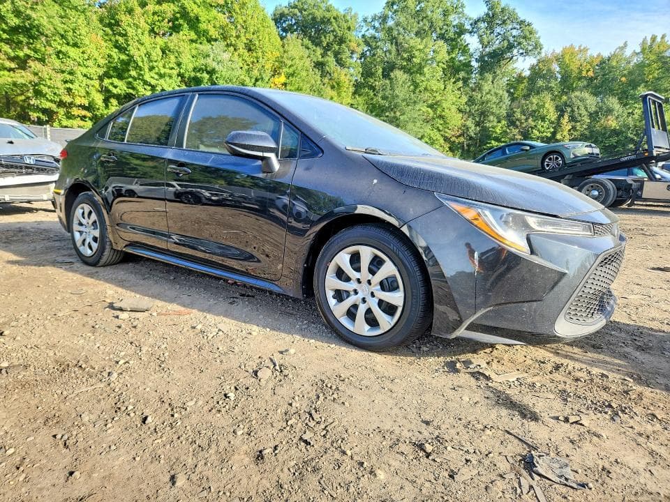 2021 TOYOTA COROLLA LE 4