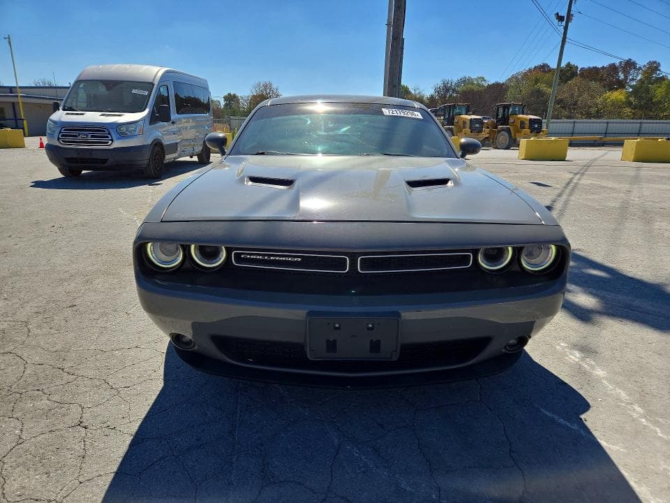 2018 DODGE CHALLENGER SXT 5
