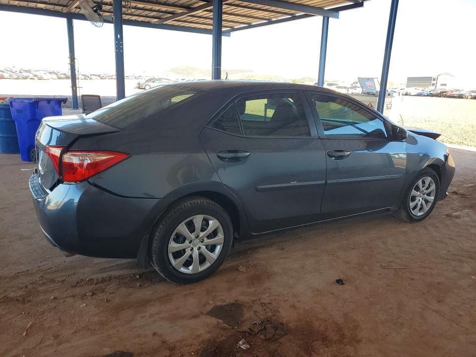 2017 TOYOTA COROLLA LE 3
