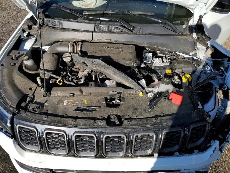 2025 JEEP COMPASS LATITUDE 11