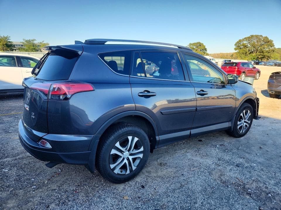 2018 TOYOTA RAV4 LE 3