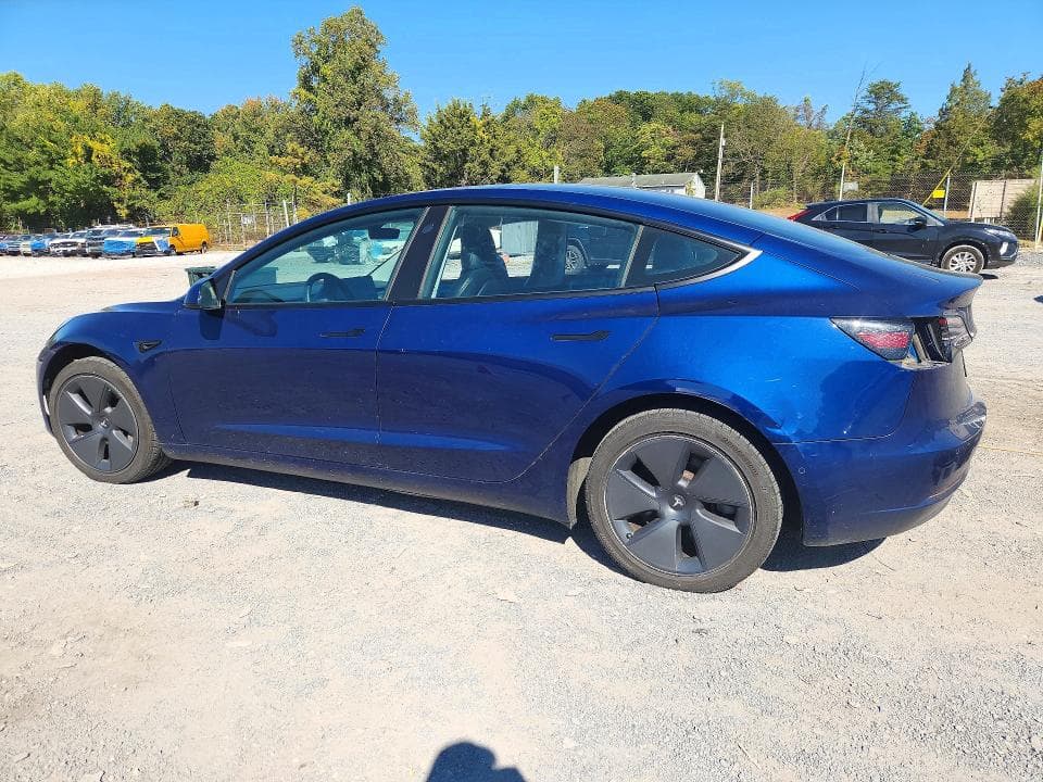 2022 TESLA MODEL 3 2