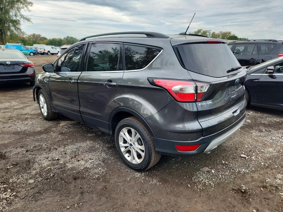 2018 FORD ESCAPE SE 2
