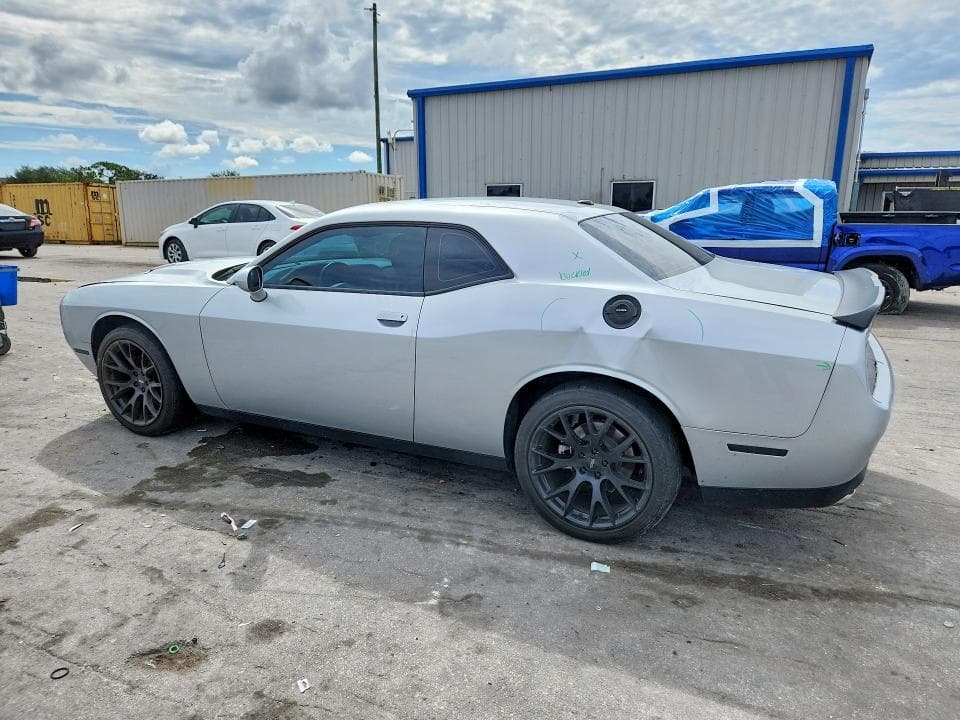 2023 DODGE CHALLENGER SXT 2