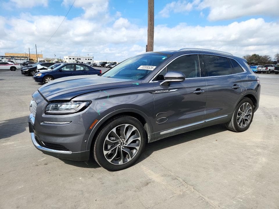 2021 LINCOLN NAUTILUS RESERVE