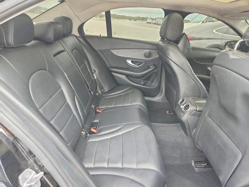2017 MERCEDES-BENZ C 300 10