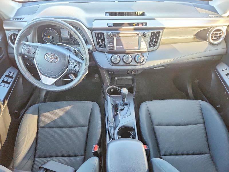 2018 TOYOTA RAV4 LE 8