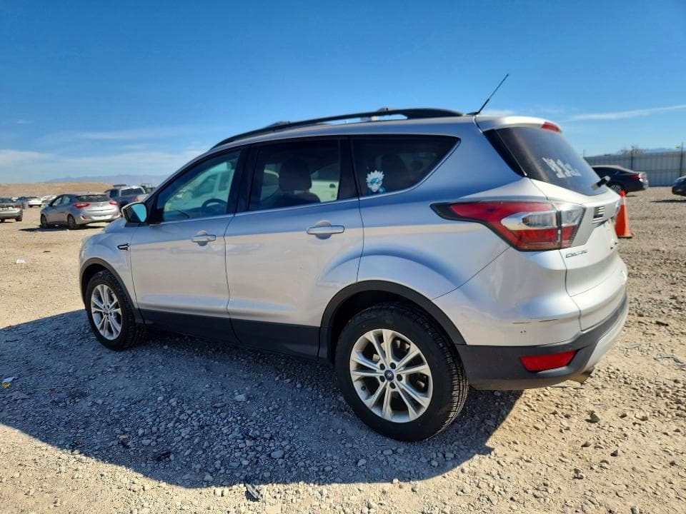 2017 FORD ESCAPE SE 2