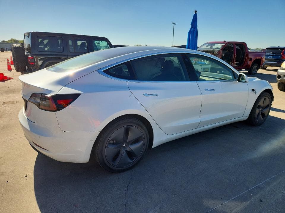 2019 TESLA MODEL 3 3