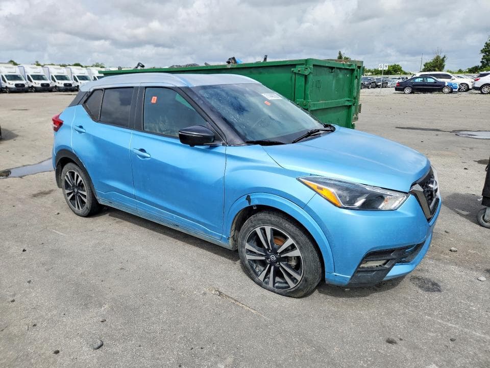 2020 NISSAN KICKS SR 4