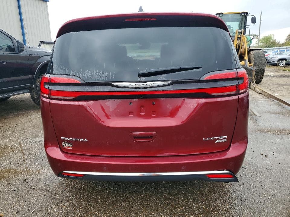 2023 CHRYSLER PACIFICA LIMITED 6
