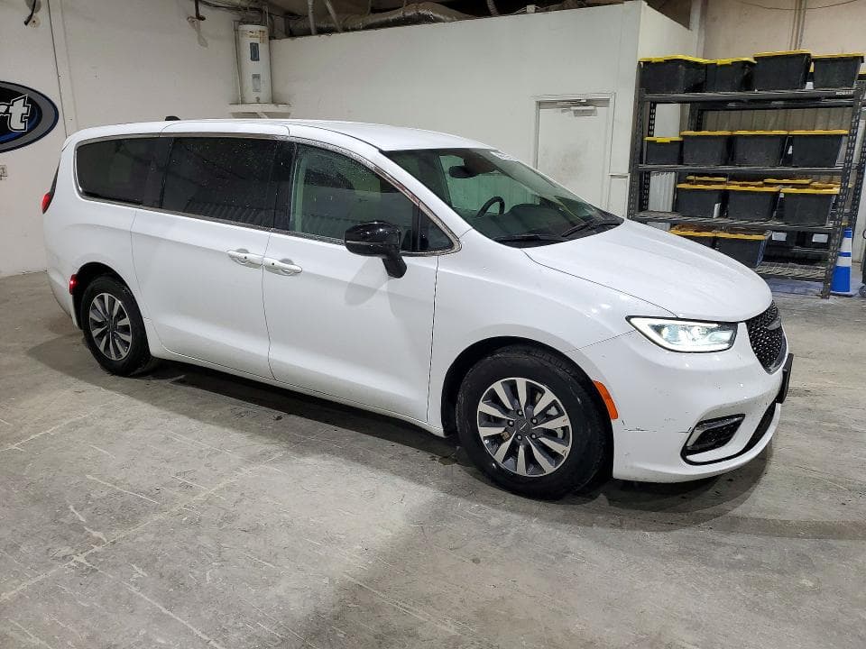 2024 CHRYSLER PACIFICA HYBRID SELECT 4