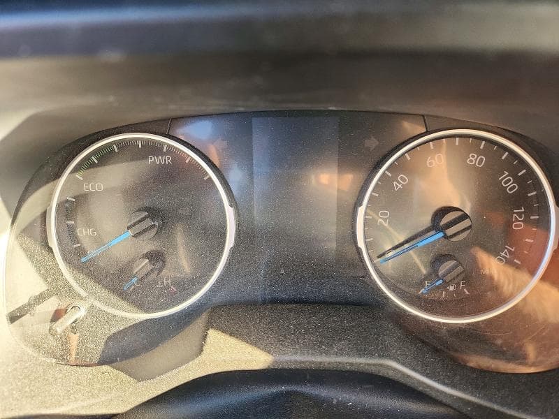 2019 TOYOTA RAV4 LE 9