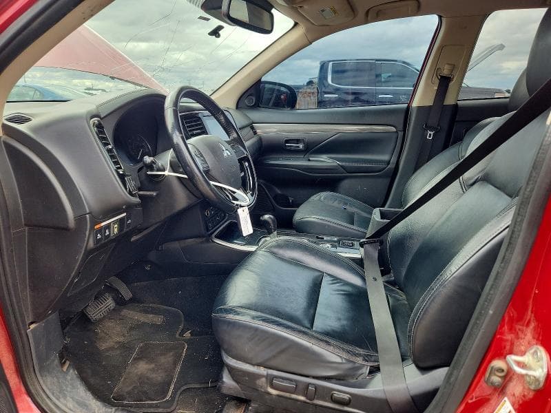 2020 MITSUBISHI OUTLANDER SE 7