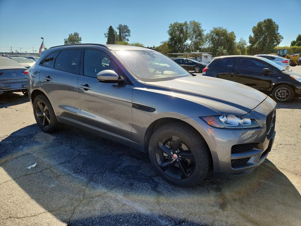 2018 JAGUAR F-PACE PRESTIGE 4