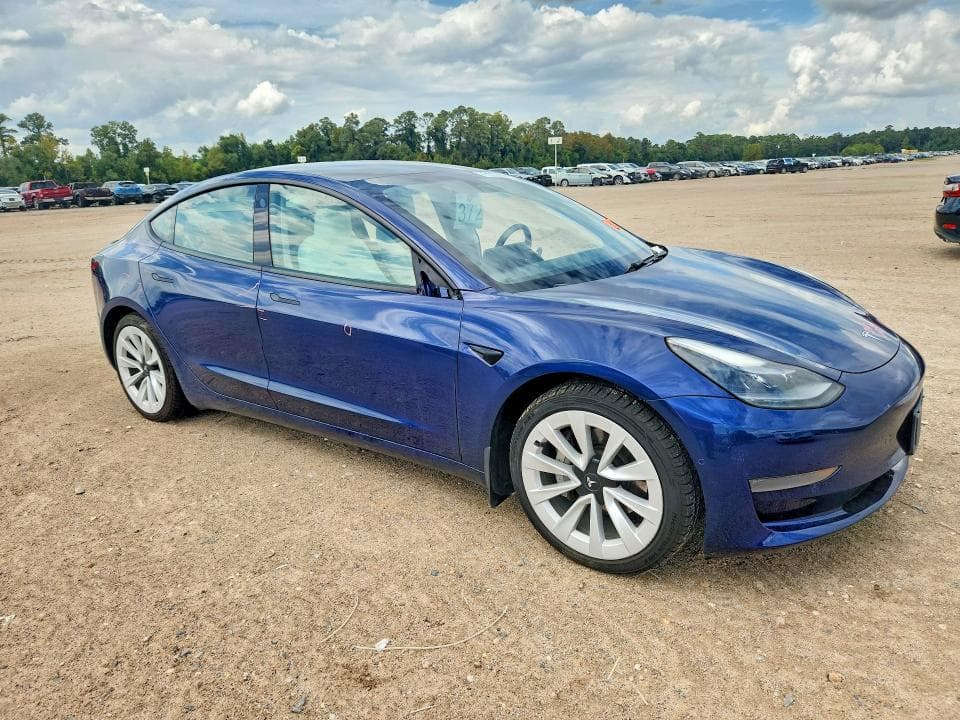 2021 TESLA MODEL 3 4