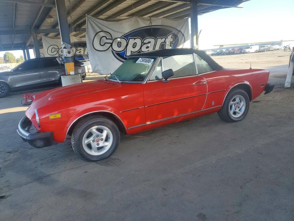 1977 FIAT 124 SPIDER