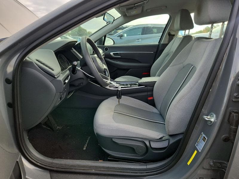 2021 HYUNDAI SONATA SE 7