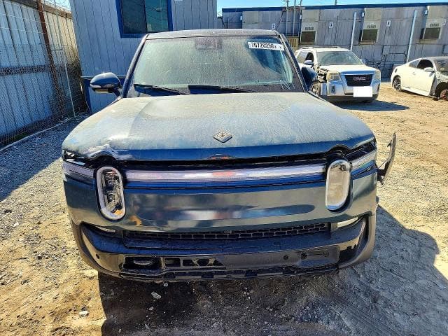 2025 RIVIAN R1S PREMIUM 5