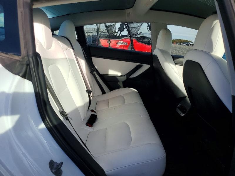 2020 TESLA MODEL 3 10
