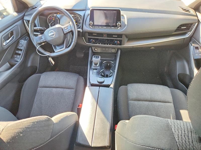 2025 NISSAN ROGUE SV 8