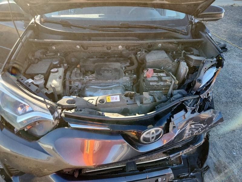 2018 TOYOTA RAV4 LE 12