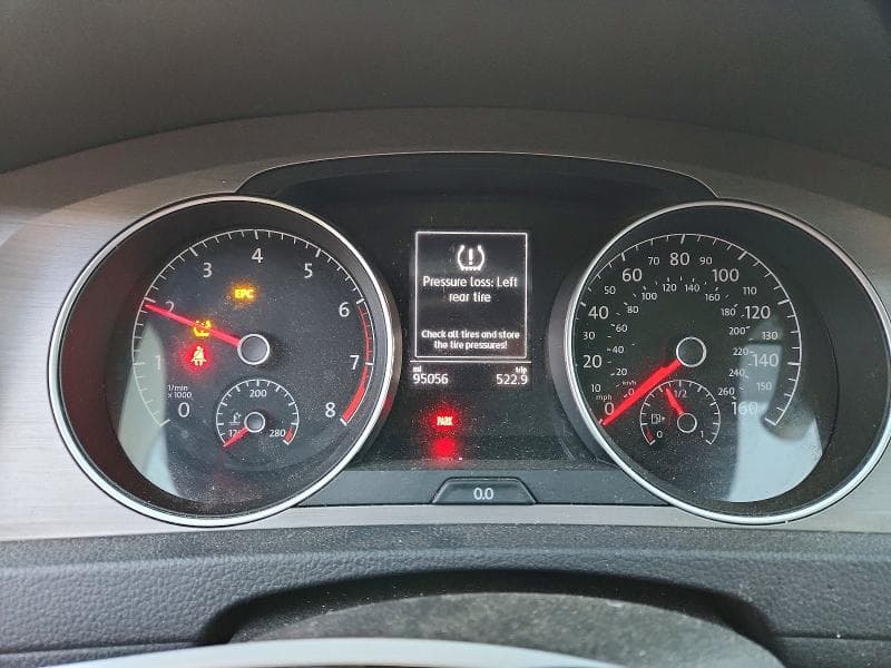 2017 VOLKSWAGEN GOLF S 9