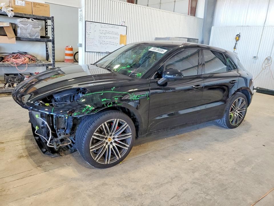 2017 PORSCHE MACAN GTS - 1