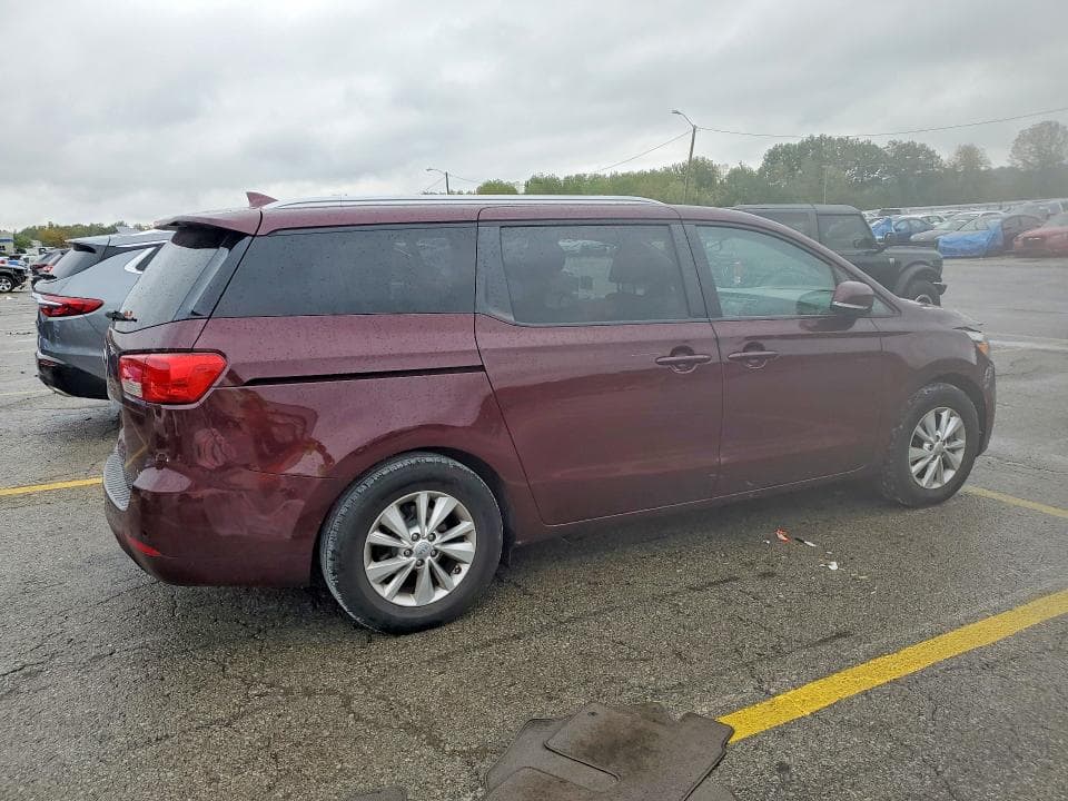 2017 KIA SEDONA LX 3