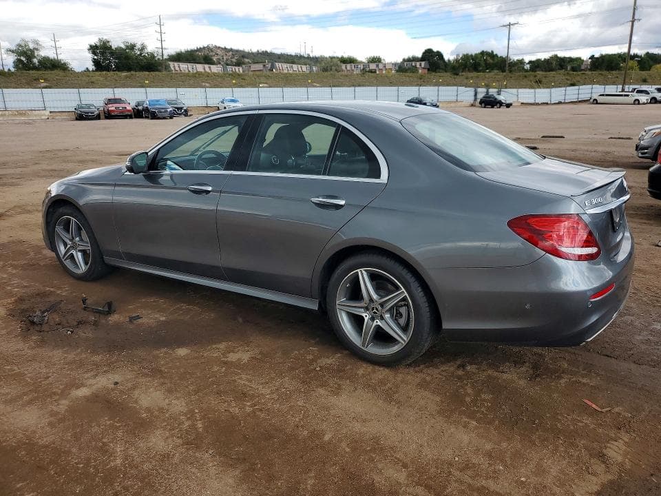 2019 MERCEDES-BENZ E 300 2