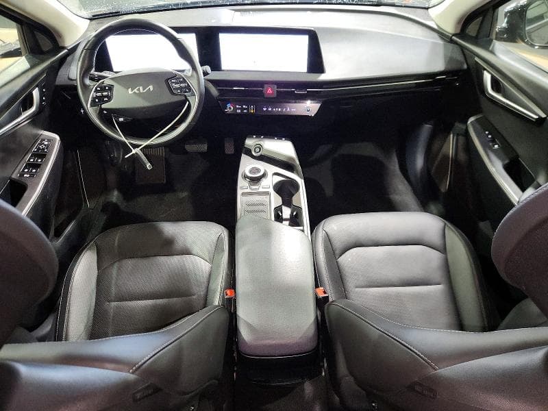2023 KIA EV6 WIND 8