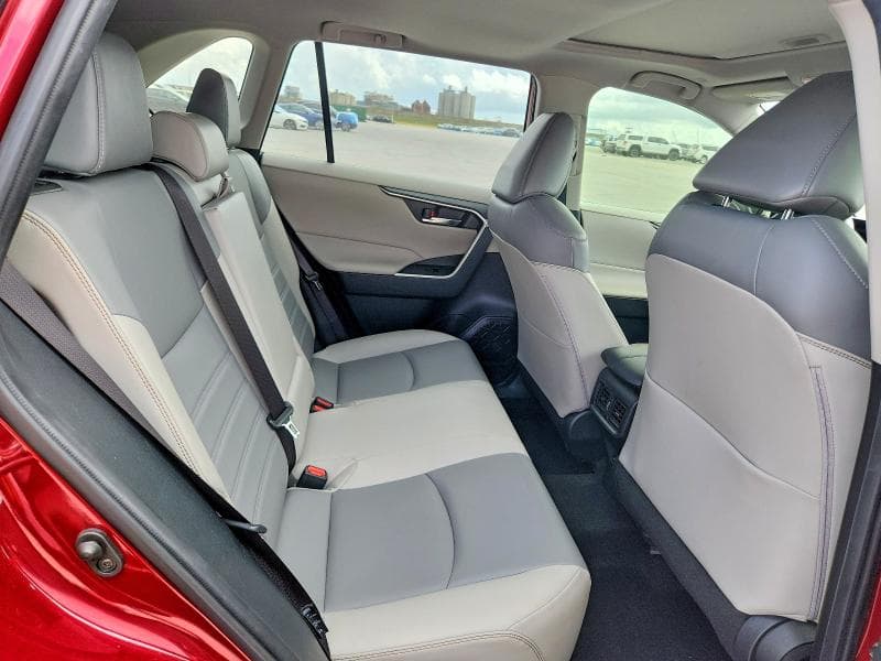 2023 TOYOTA RAV4 XLE PREMIUM 11