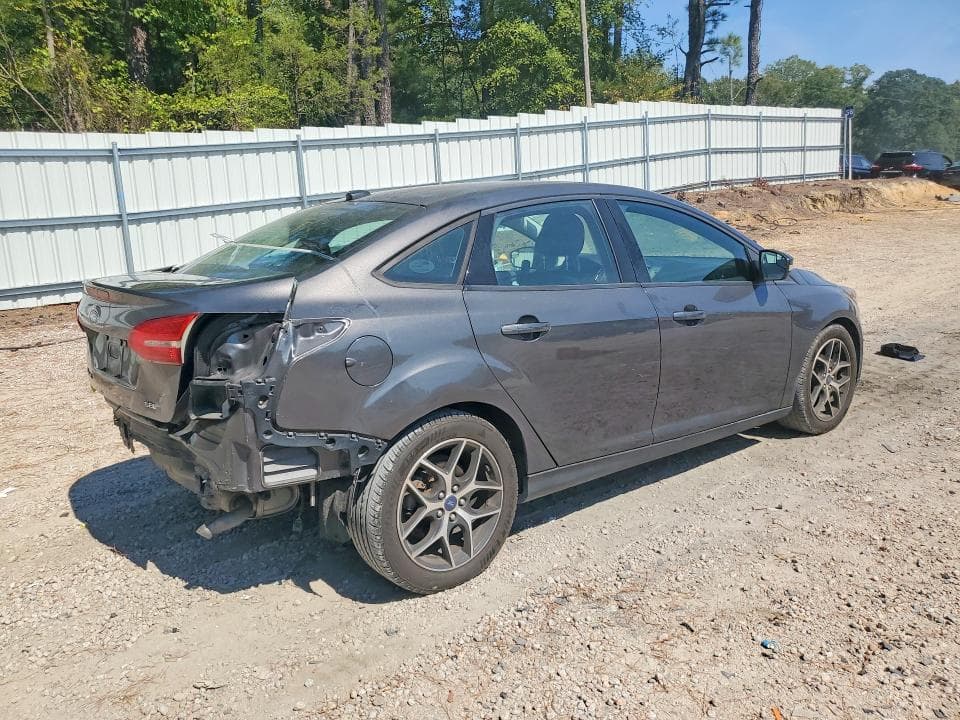 2017 FORD FOCUS SEL 3