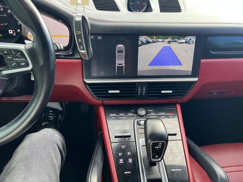 2019 PORSCHE CAYENNE 10