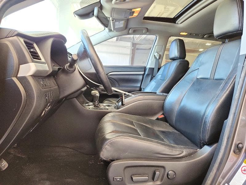 2018 TOYOTA HIGHLANDER SE 7