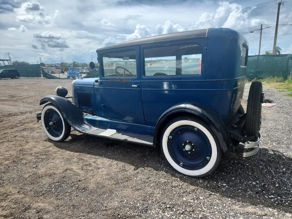 1928 CHEVROLET (NO MODEL) 2