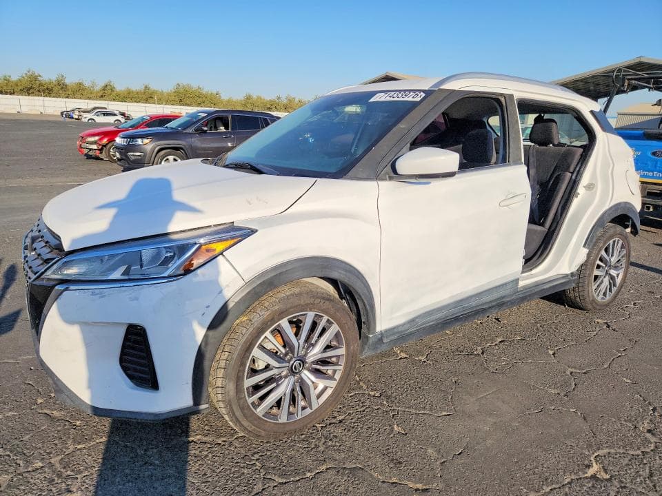 2021 NISSAN KICKS SV
