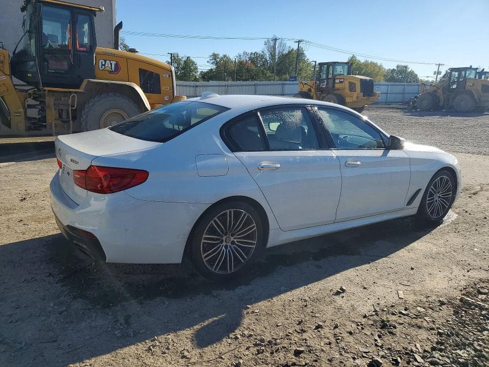 2017 BMW 530 XI 3
