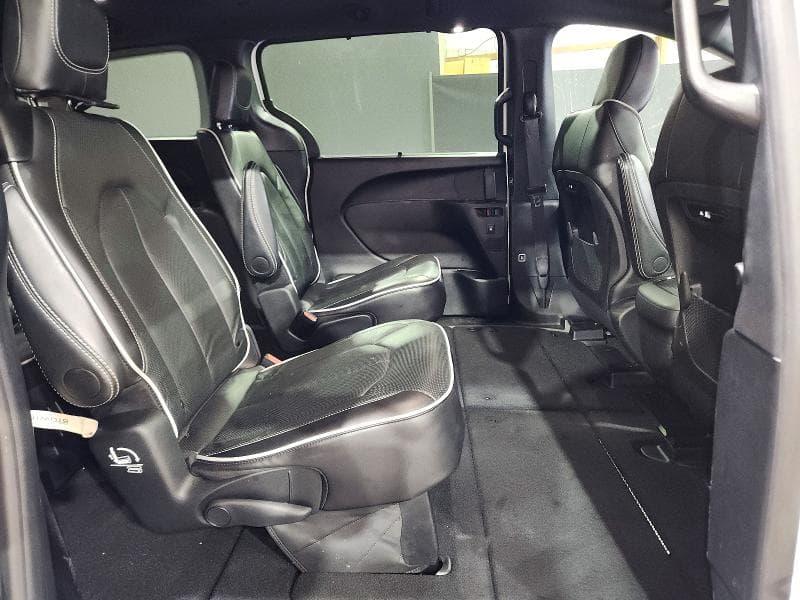 2026 CHRYSLER PACIFICA LIMITED 11