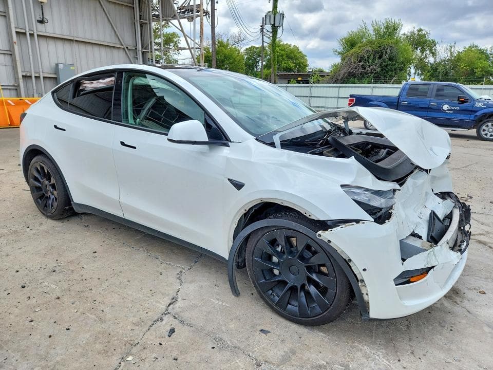 2021 TESLA MODEL Y 4