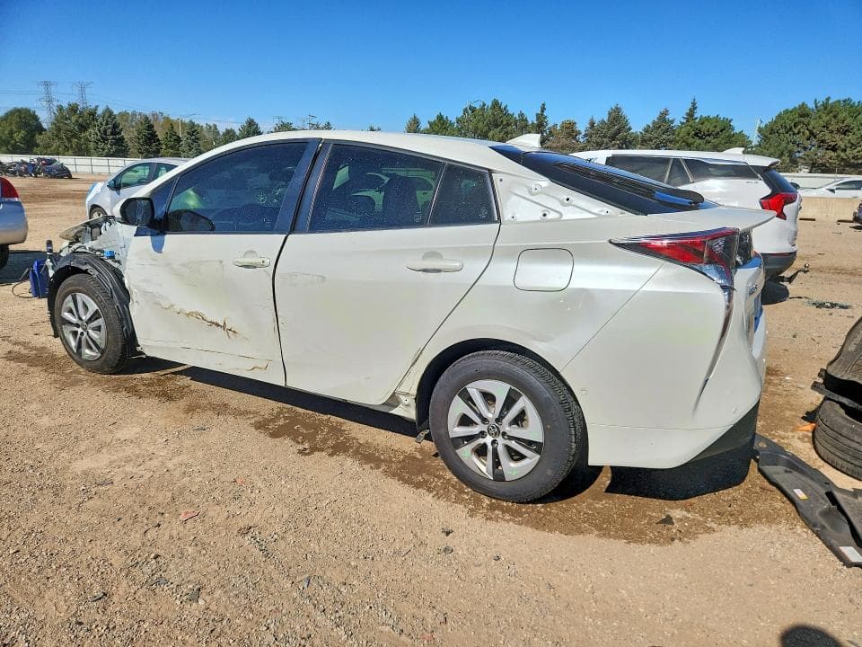 2018 TOYOTA PRIUS THREE 2