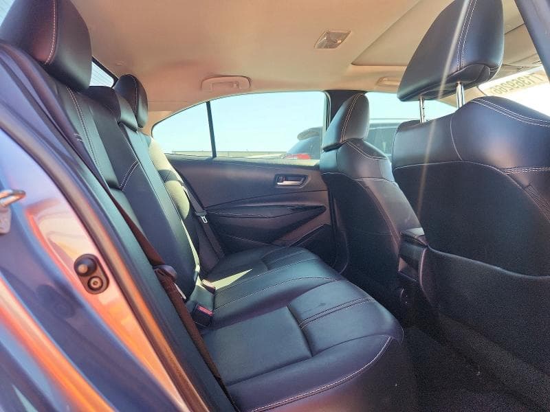 2020 TOYOTA COROLLA XLE 10