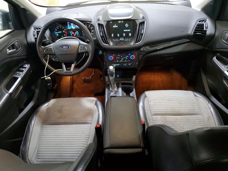 2019 FORD ESCAPE SE 8